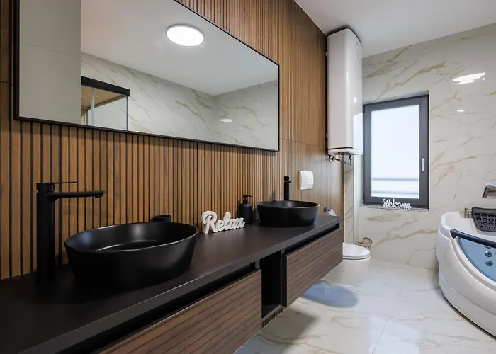 Adialuxe Apartment